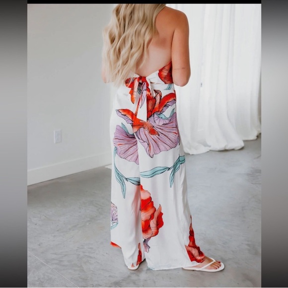 Milk & Honey Printed Pant Set Size Large White Red Halter Top Wide Leg Pants NEW - Picture 3 of 15